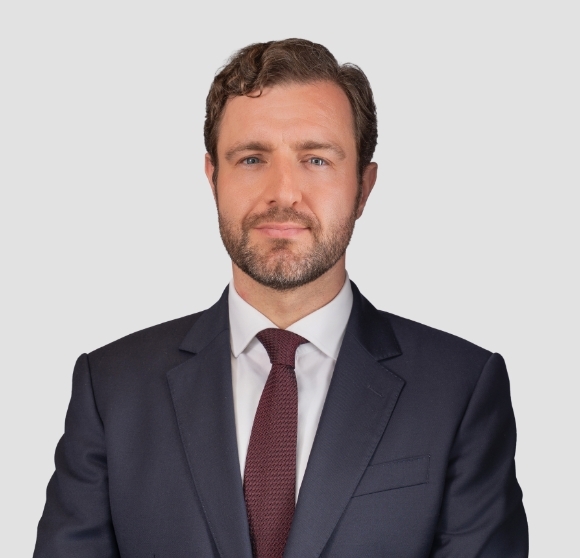 headshot for , Partner<br />
Broadfield Asia